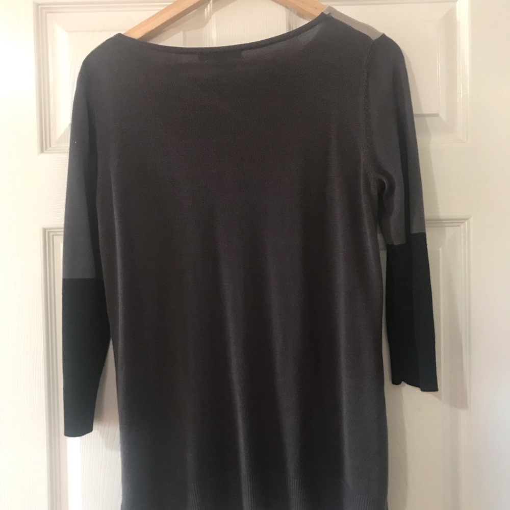 Tunic/Sweater - Picture 2 of 3